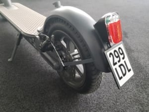 doc-green-e-scooter-esa-5000 hinterrad kennzeichen