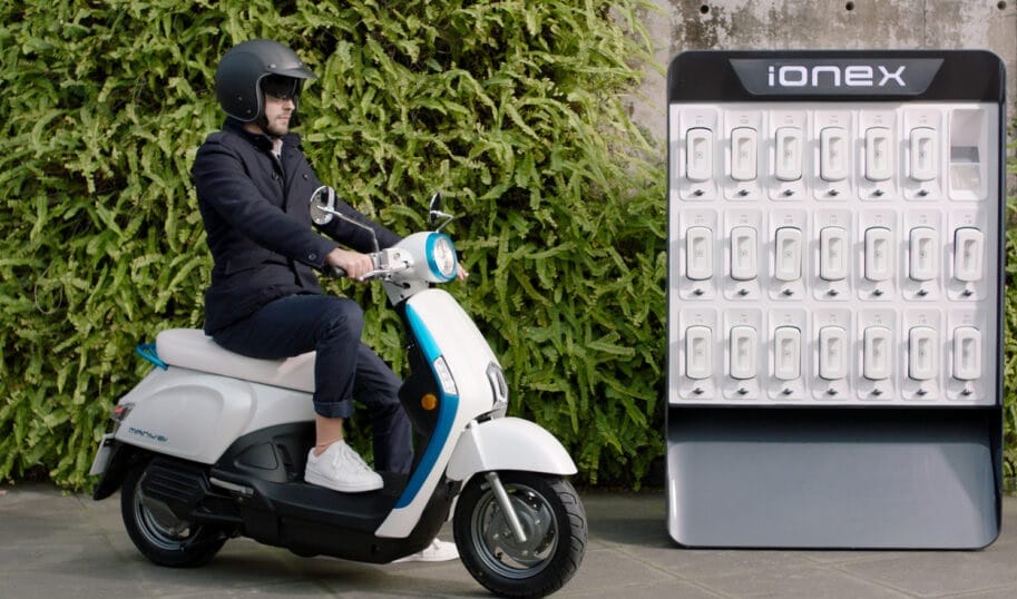 Kymco kommt mit Ladestationen für Elektroroller mit Wechselakku