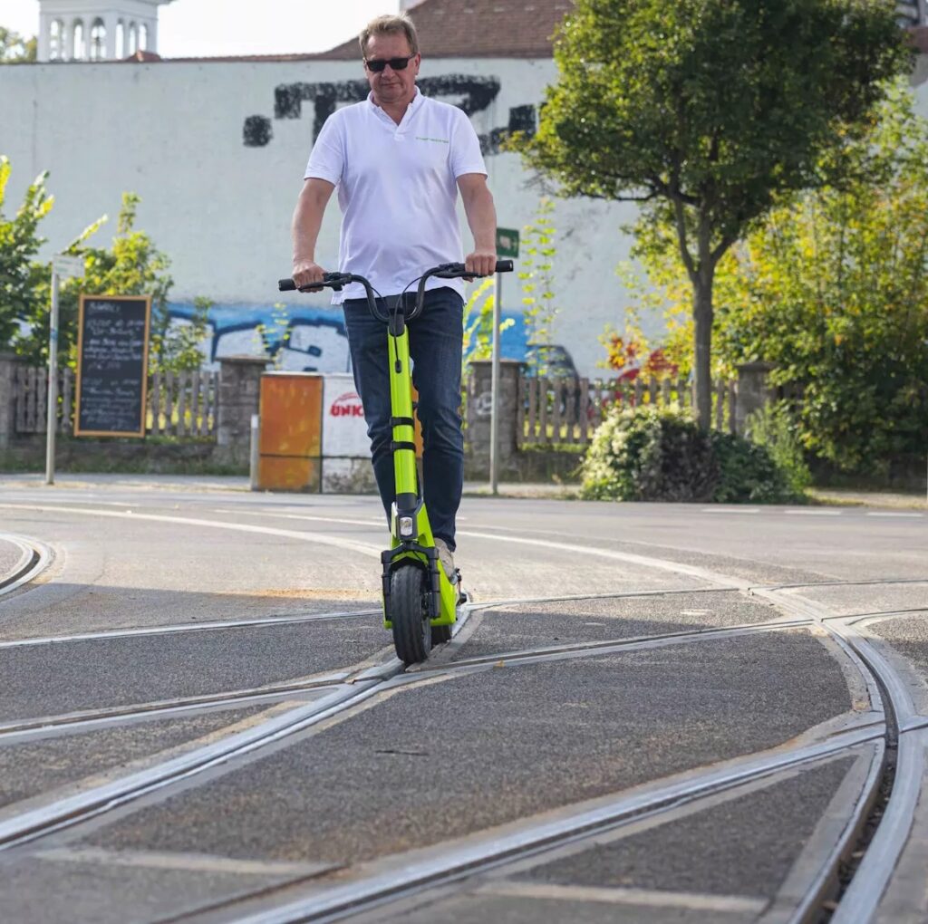 Streetbooster Pollux mit 12,5 Zoll Reifen