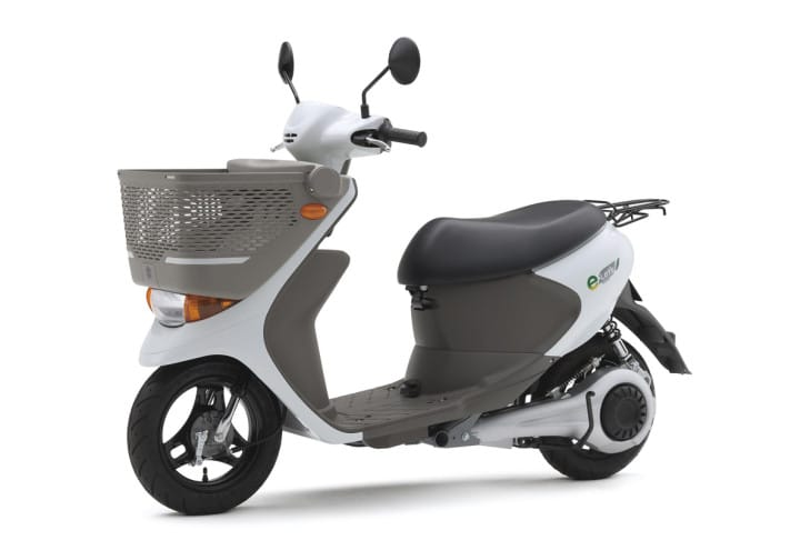 suzuki elektroroller