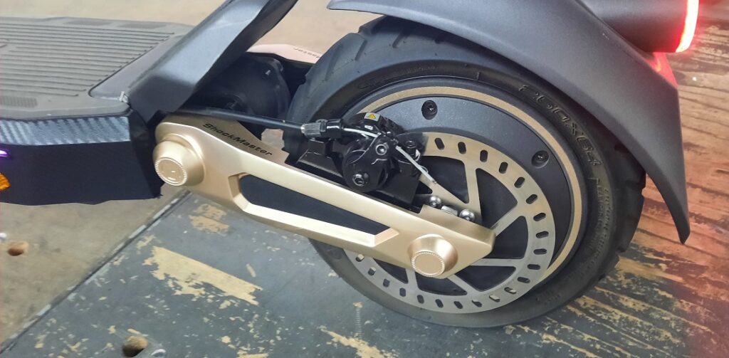 Navee ST3 Pro Hinterradschwinge