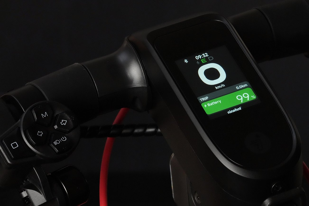 Segway Ninebot MAX G3 Tacho Display im Test